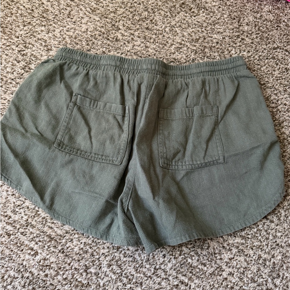Universal Thread Linen Shorts - Picture 2 of 3